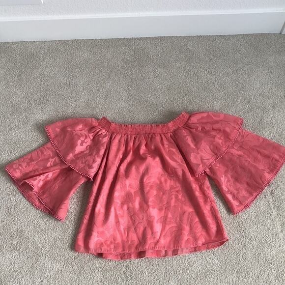 Devlin Sia Off Shoulder Jacquard Blouse - Picture 6 of 7